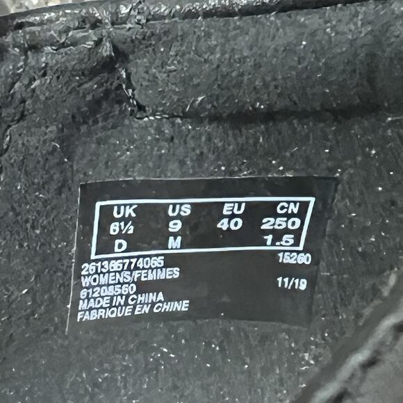 Clarks Colllection Womens 9 M Comfort Casual Classic Black Leather Slip On Flats - Picture 10 of 10